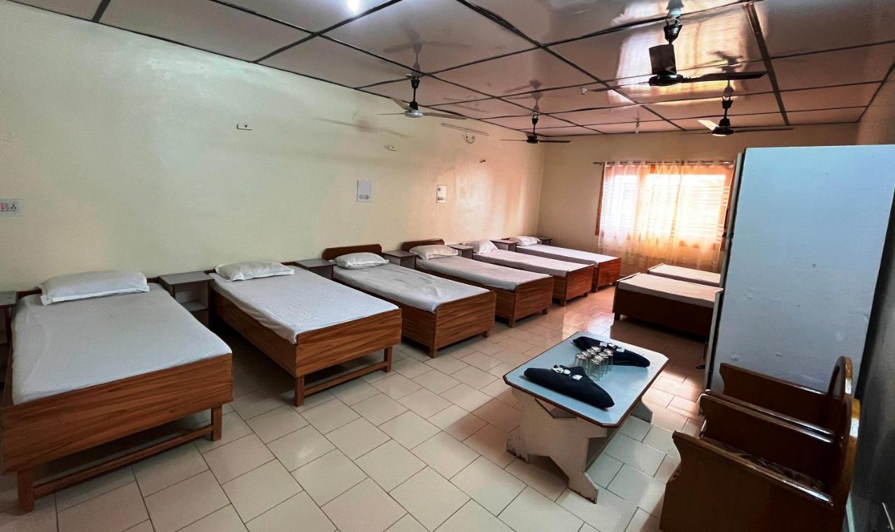 Pops Resort Pālampur Buitenkant foto