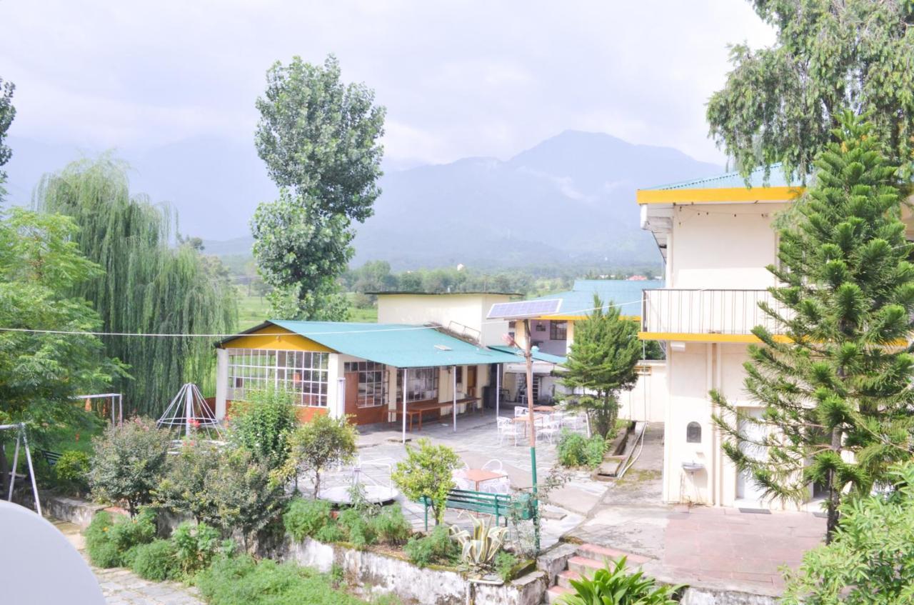 Pops Resort Pālampur Buitenkant foto